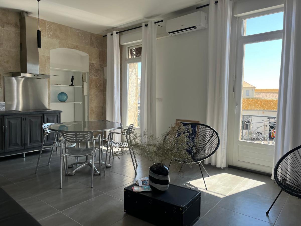 L'Appartement Sur Quai - En Face De La Criee Sete Bagian luar foto