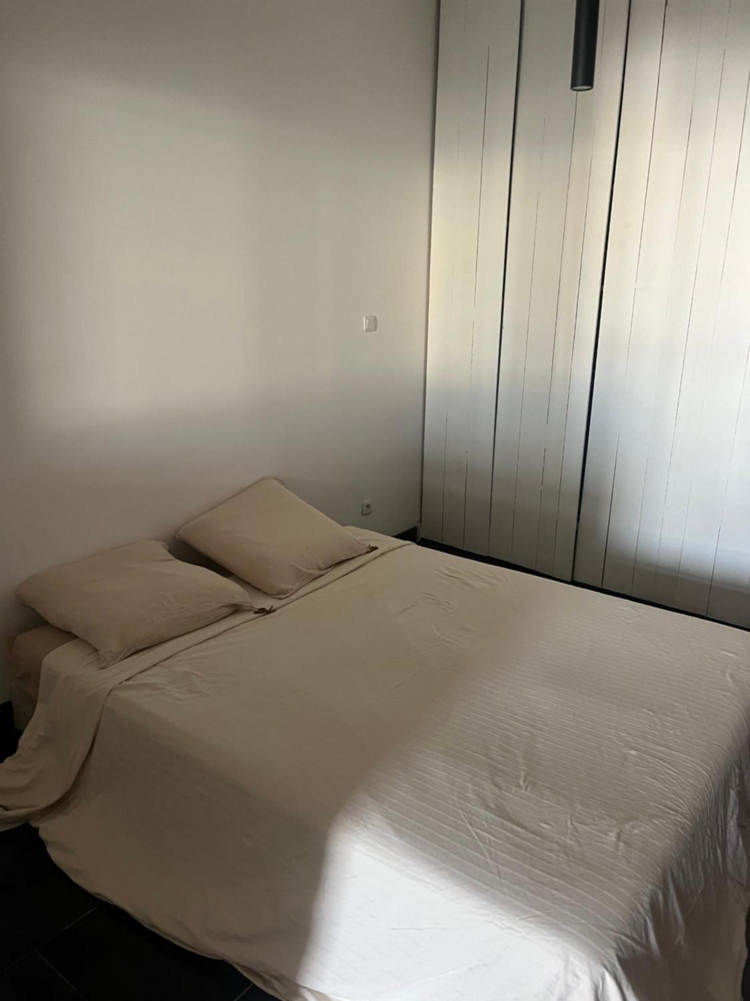 L'Appartement Sur Quai - En Face De La Criee Sete Bagian luar foto